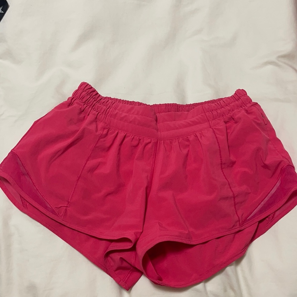 Lululemon Hotty how low rise short 2.5”